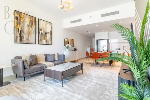 Spice of Sophistication in a 2 Bedroom Downtown Views II BMG-APT-322 — photo 4