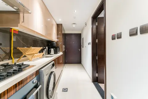 Studio in Downtown with Spacious Balcony - BMG-APT-200 — photo 10